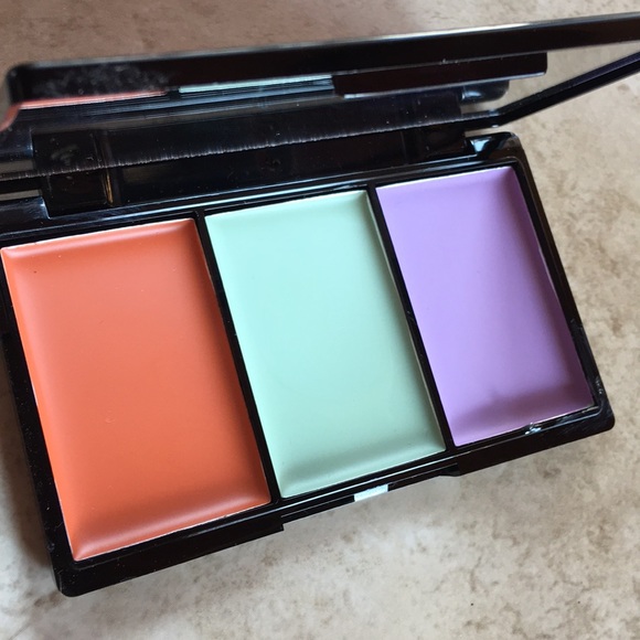 Bella Pierre Makeup Bella Pierre Pro Concealer Palette Poshmark